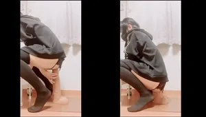 Em sục buồi lút cán với sextoy